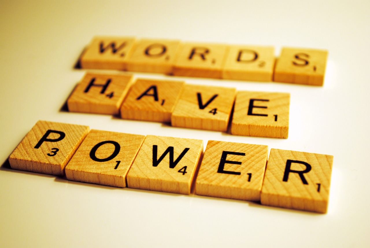 10 Email Power Words to Use in Your Next Campaign